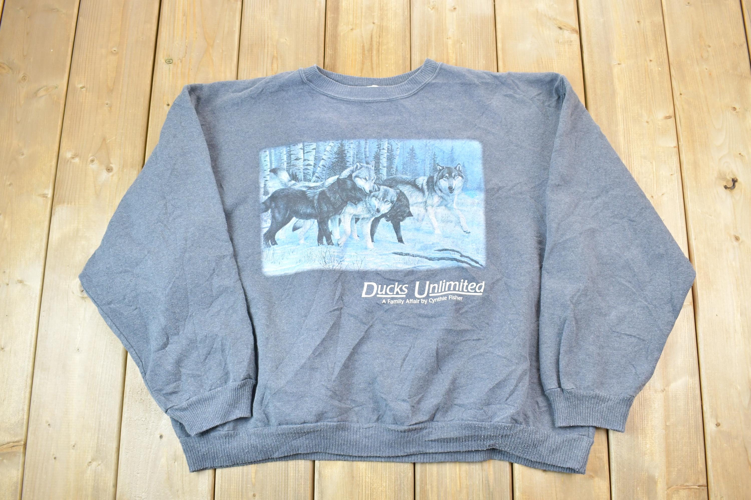 Vintage 1990s Ducks Unlimited White And Black Wolves Crewneck