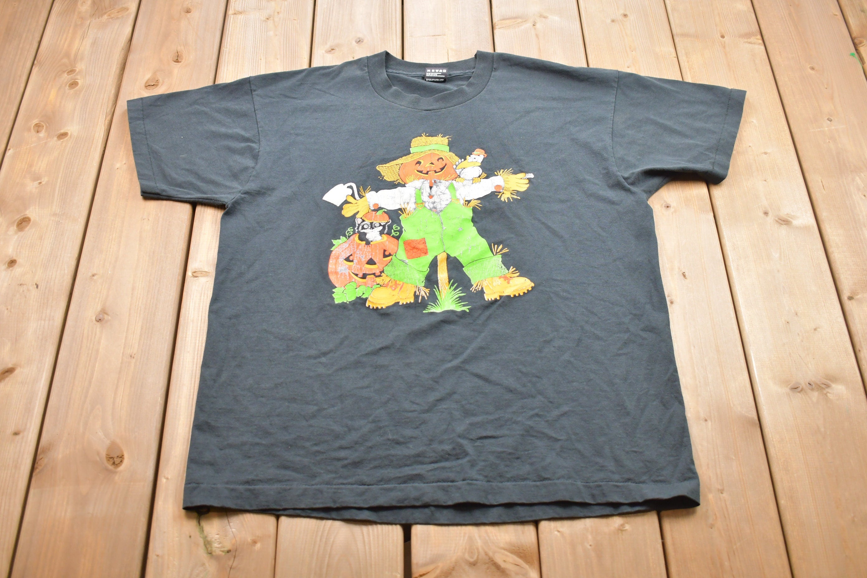 Vintage 1990s Halloween Scarecrow Graphic T-Shirt