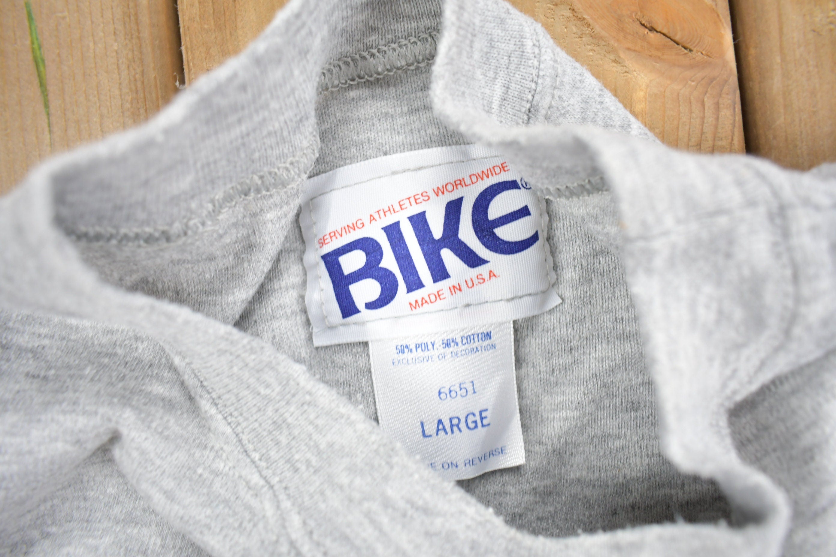 Vintage 1980s New York Short Sleeve Crewneck Sweatshirt Bike 80s Crewneck