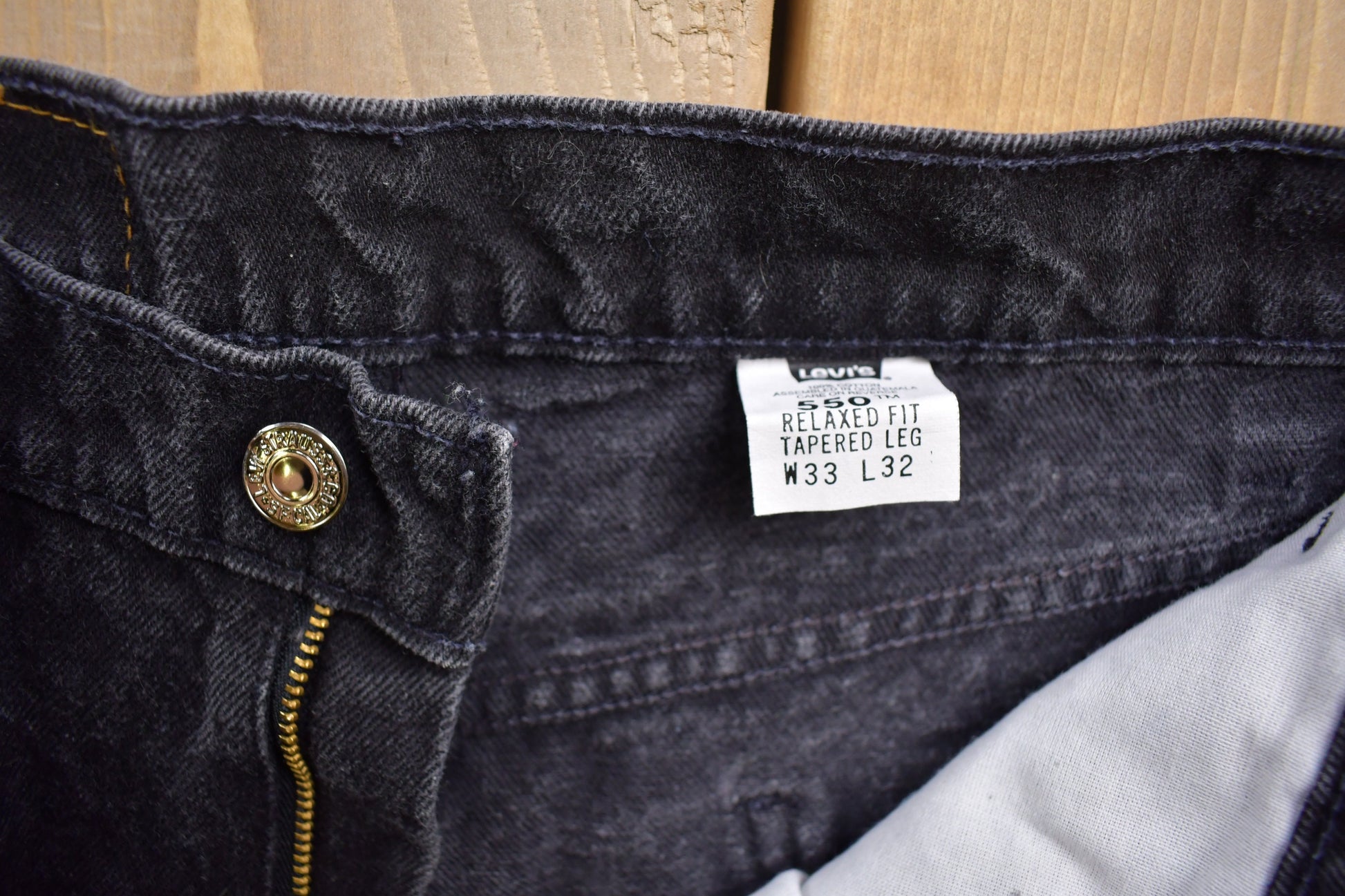 Vintage 1980s Levi's 550 Orange Tab Black Denim Jeans Size 30 x 31