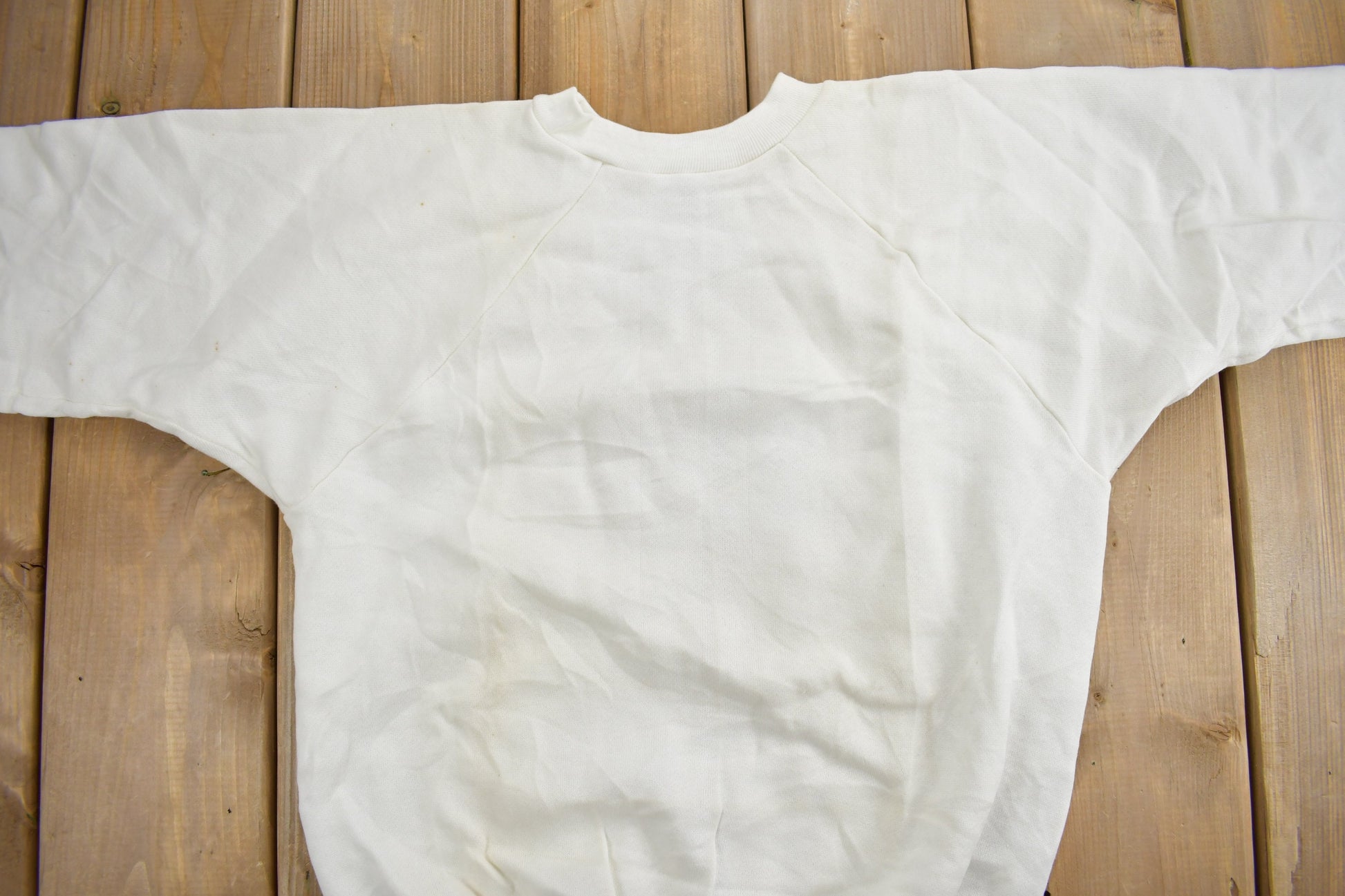 Vintage 1970s Blank Raglan Crewneck Sweatshirt  70s Crewneck  Vintage White Blank  Athleisure  Streetwear  True Vintage