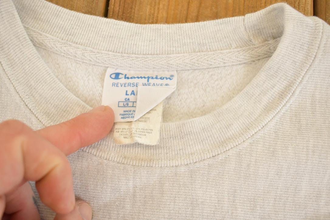 Vintage Y2K Waterdogs Lacrosse Club Champion Reverse Weave Sweatshirt Men's L / 2000s Heavyweight Sweater / 2000s Cross Grain