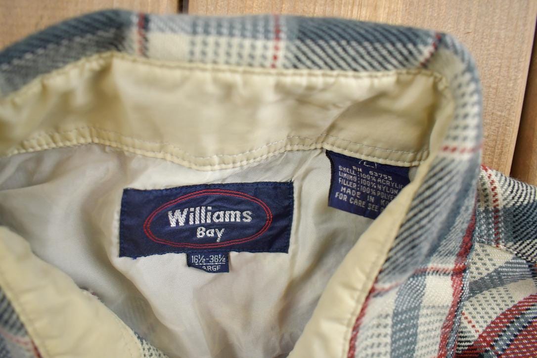 Vintage 1980s Williams Bay Plaid Button Up Shirt