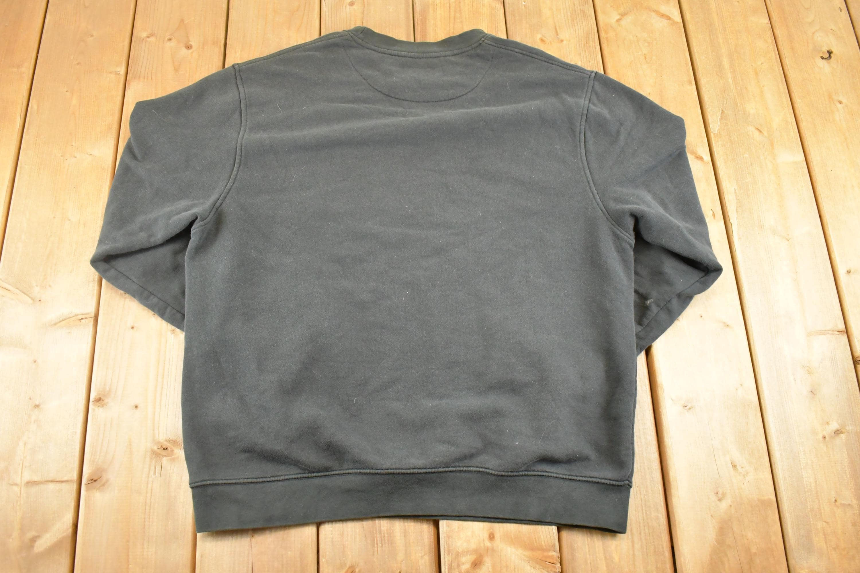 Vintage Y2K Nike Crewneck Sweatshirt Men's L / Swoosh Logo / Minimalist / Made in USA / 2000s Nike Sweater