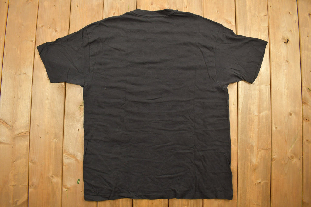 Vintage 1990s Animal Themed Graphic T-Shirt