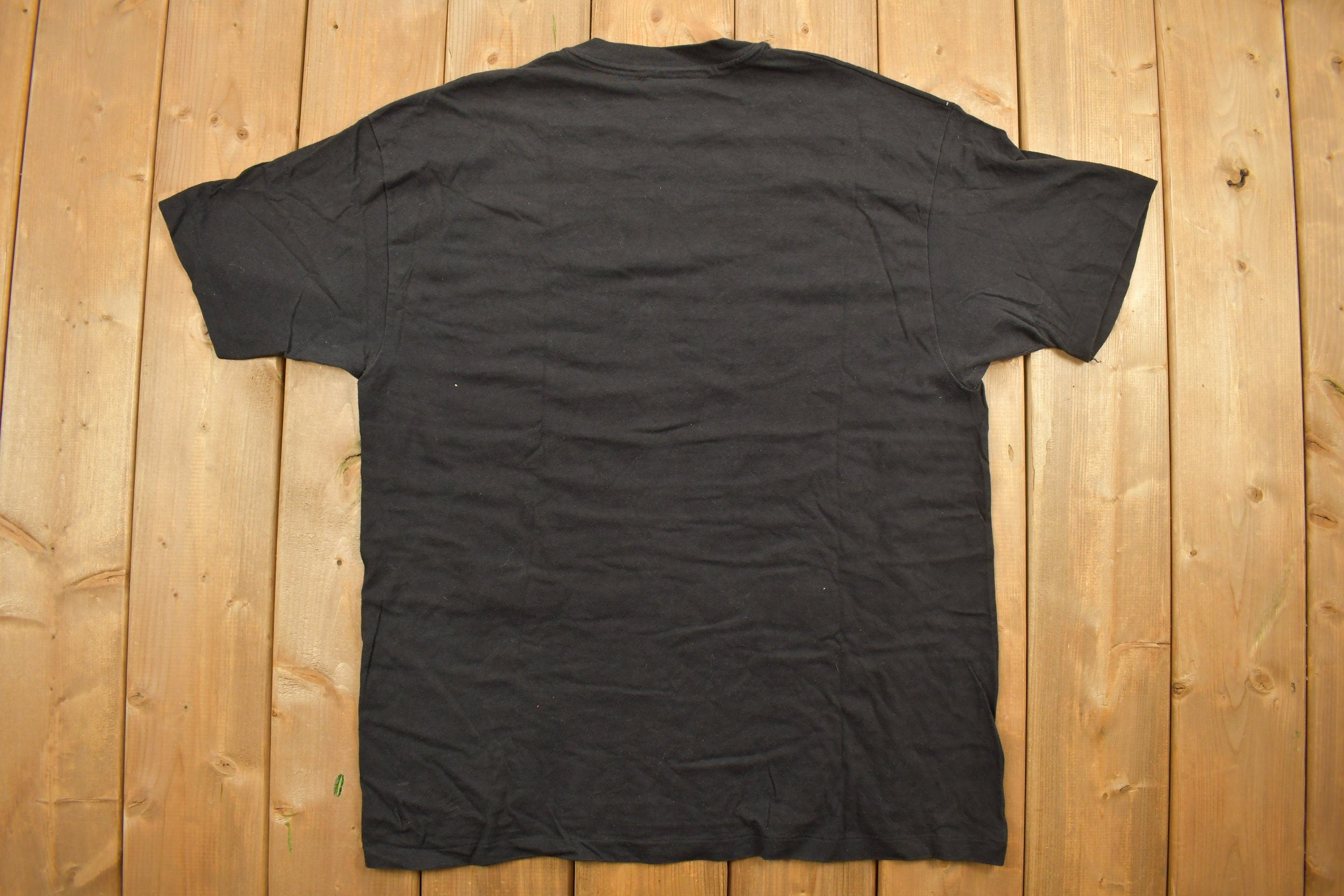 Vintage 1990s Animal Themed Graphic T-Shirt