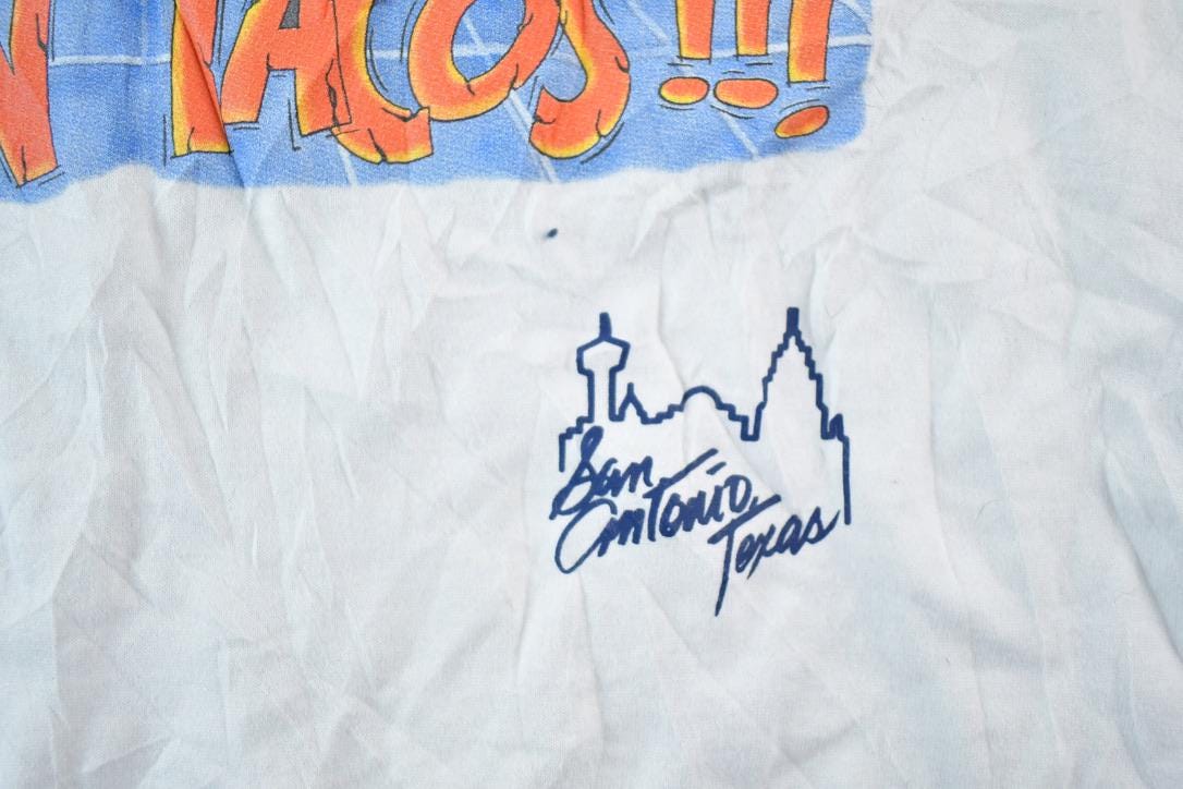 Vintage 1990s Stinky Tacos Souvenir Funny Cartoon Chihuahua Heavyweight Blend T-Shirt