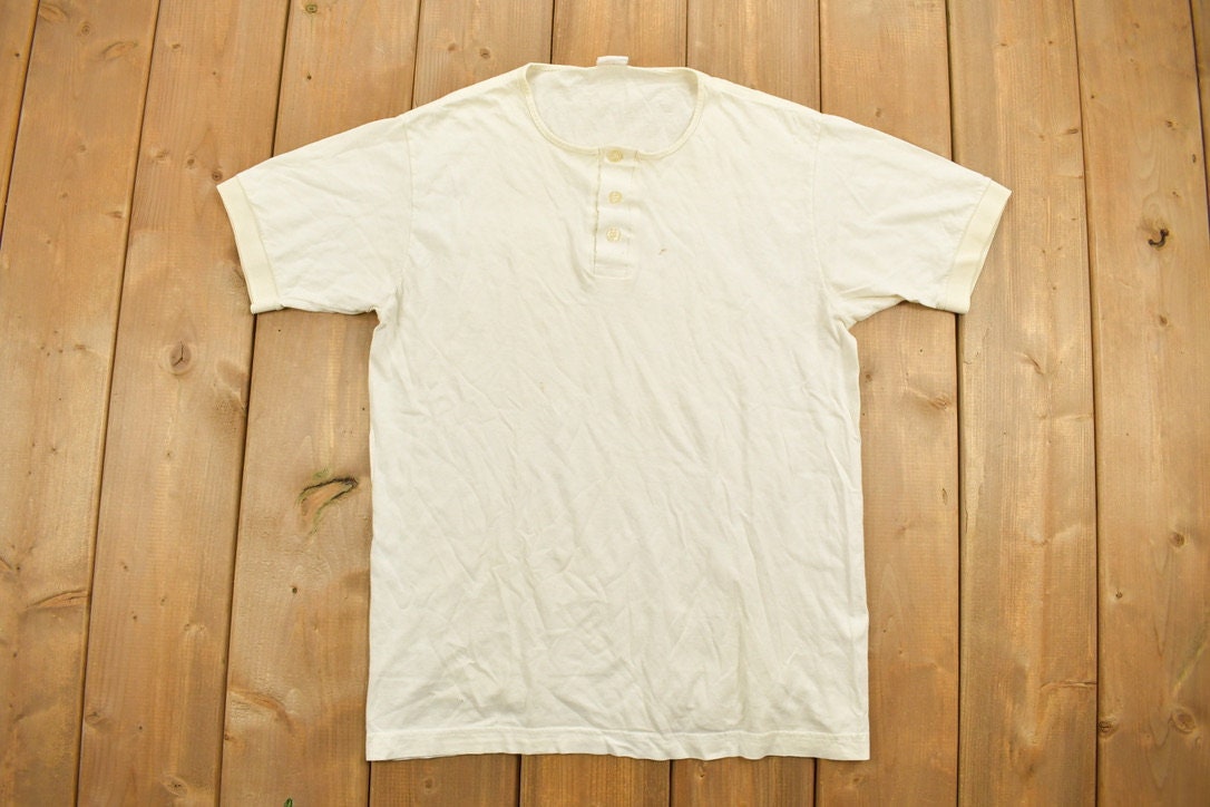 Vintage 1990s Blank Quarter-button T Shirt
