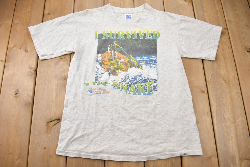 Vintage 1990s I Survived the Snake Mad River Boat Trips Souvenir T Shirt