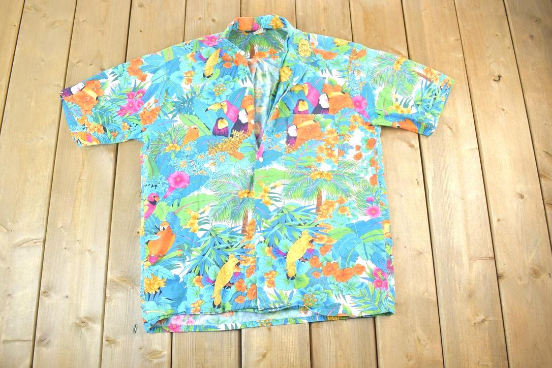 Vintage 1990s Hawaiian Button Up Beach Party Shirt