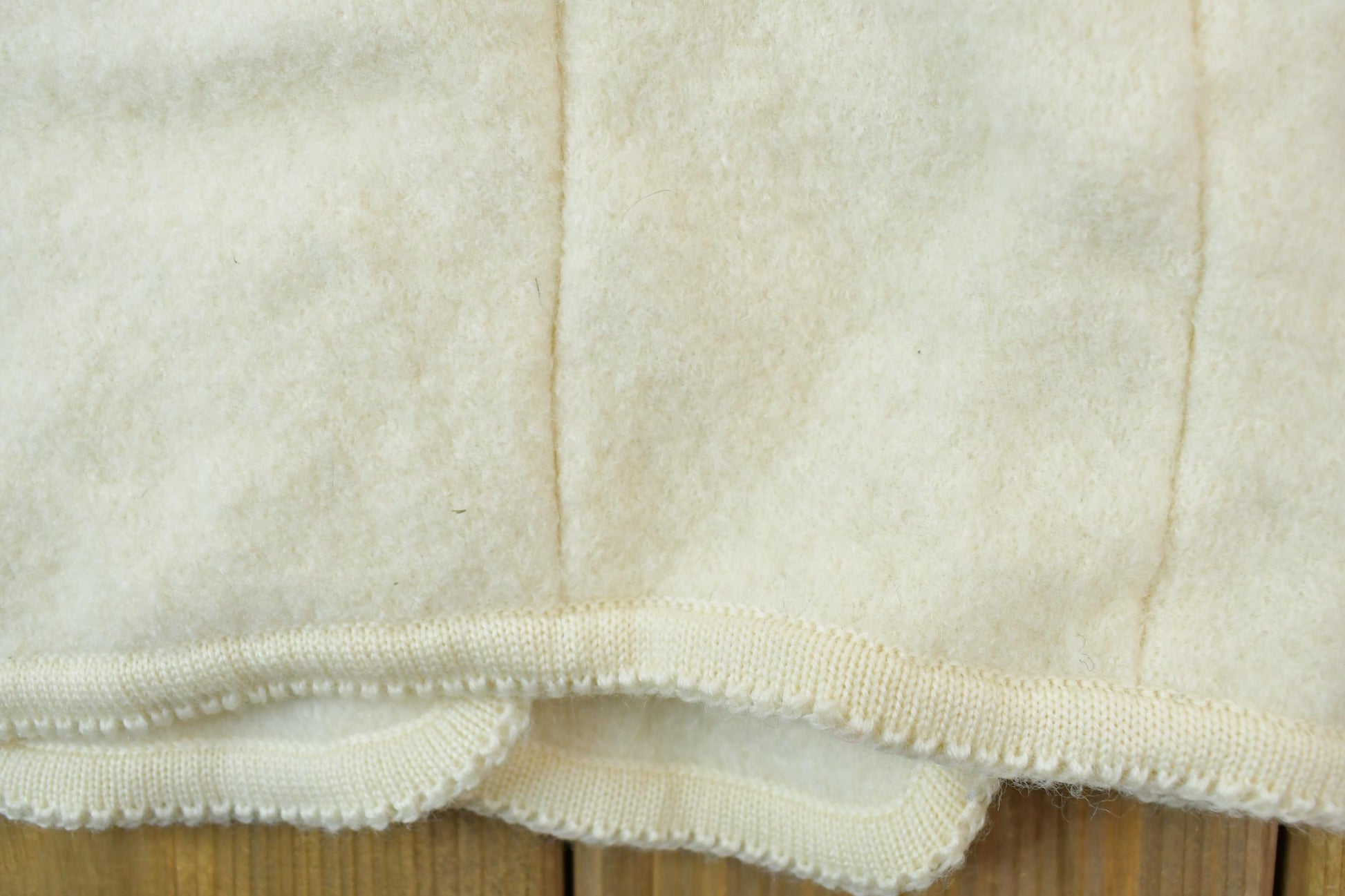 Vintage 1990s Carroll Reid Ski Shops 100% Wool Knit Sweater