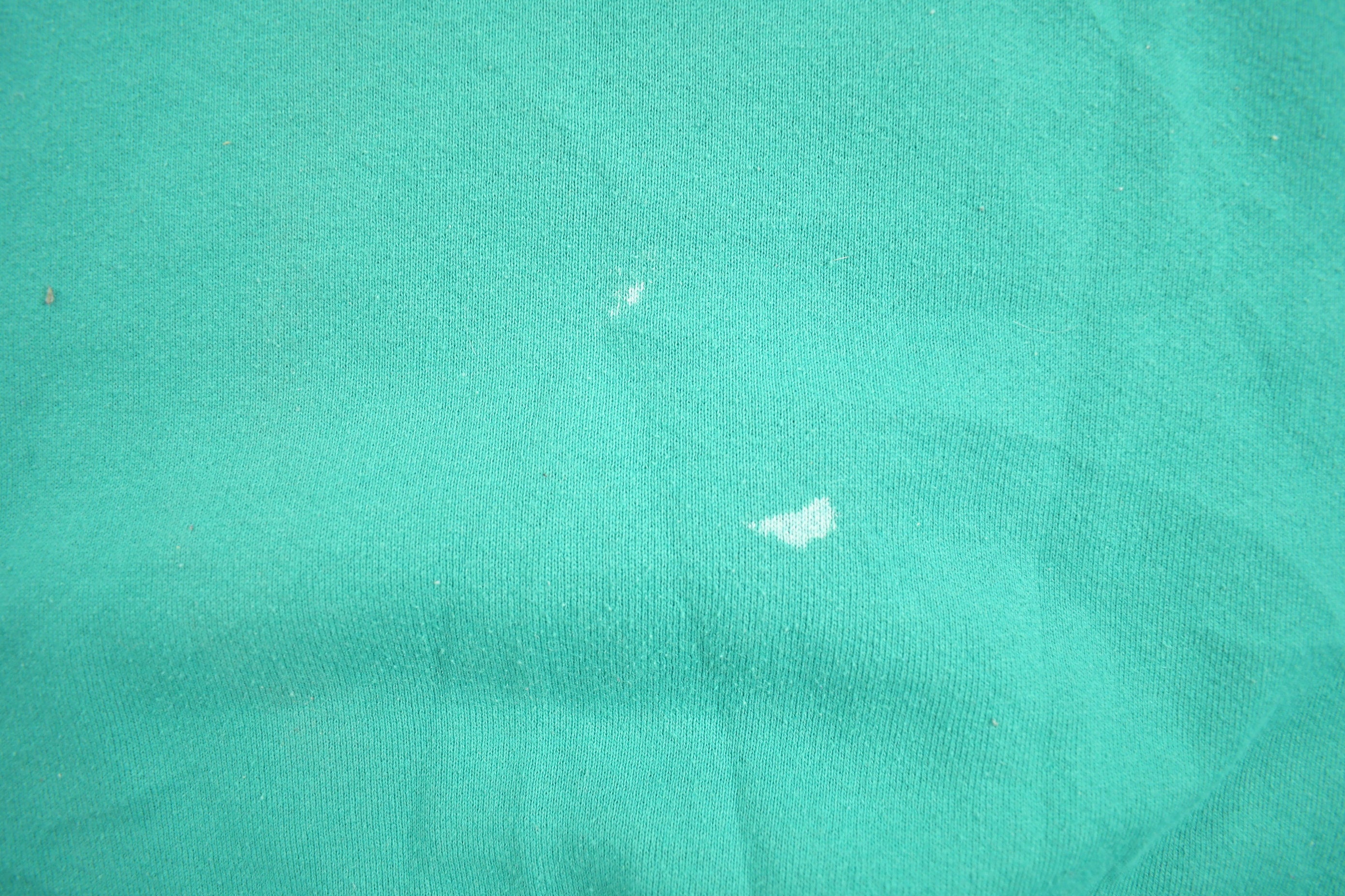 Vintage 1980s Fruit Of The Loom Blank Green Raglan Crewneck Sweatshirt