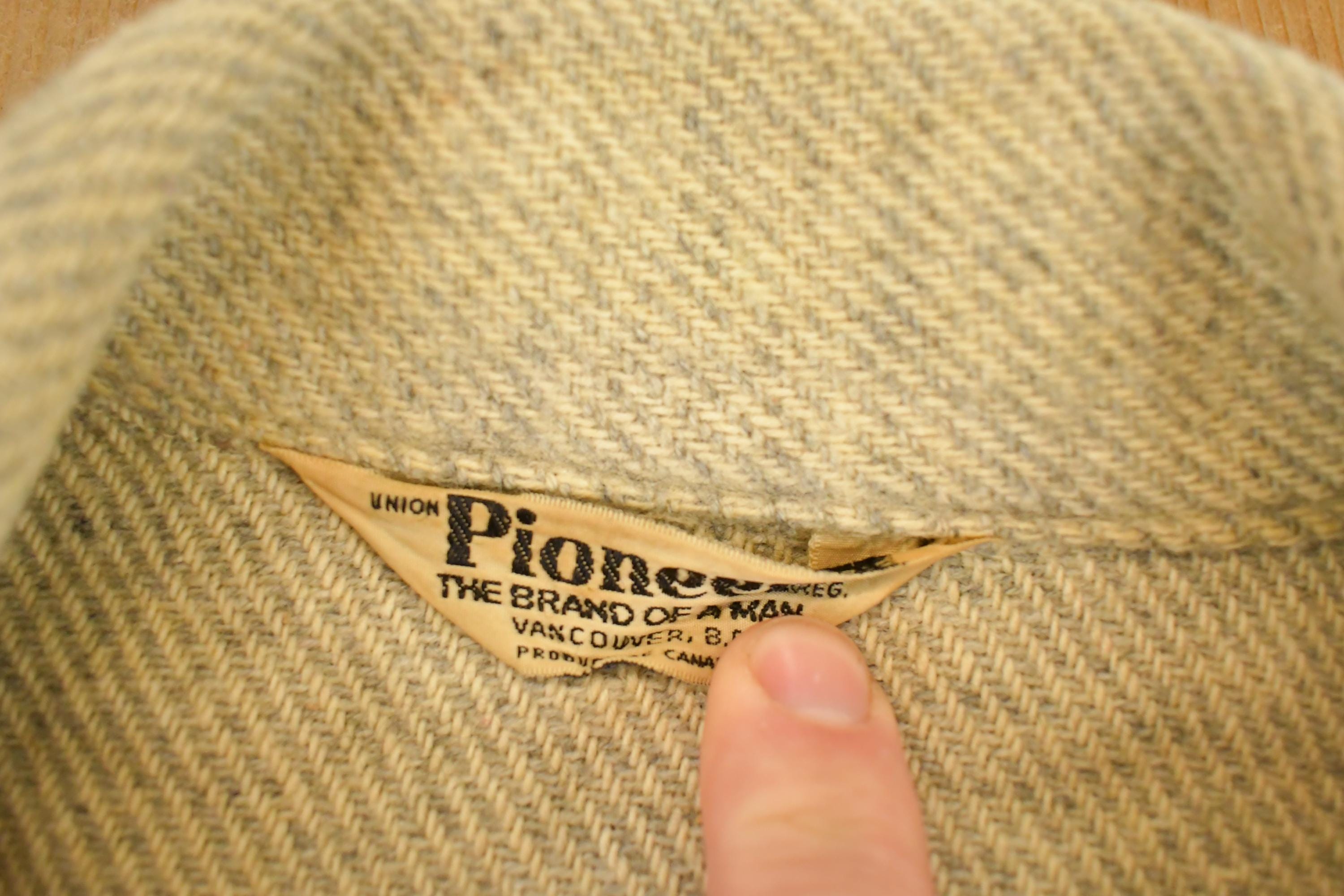 Vintage 1980s Pioneer Heavy Wool Outdoorsman Heavyweight Button Up Shirt Men's L