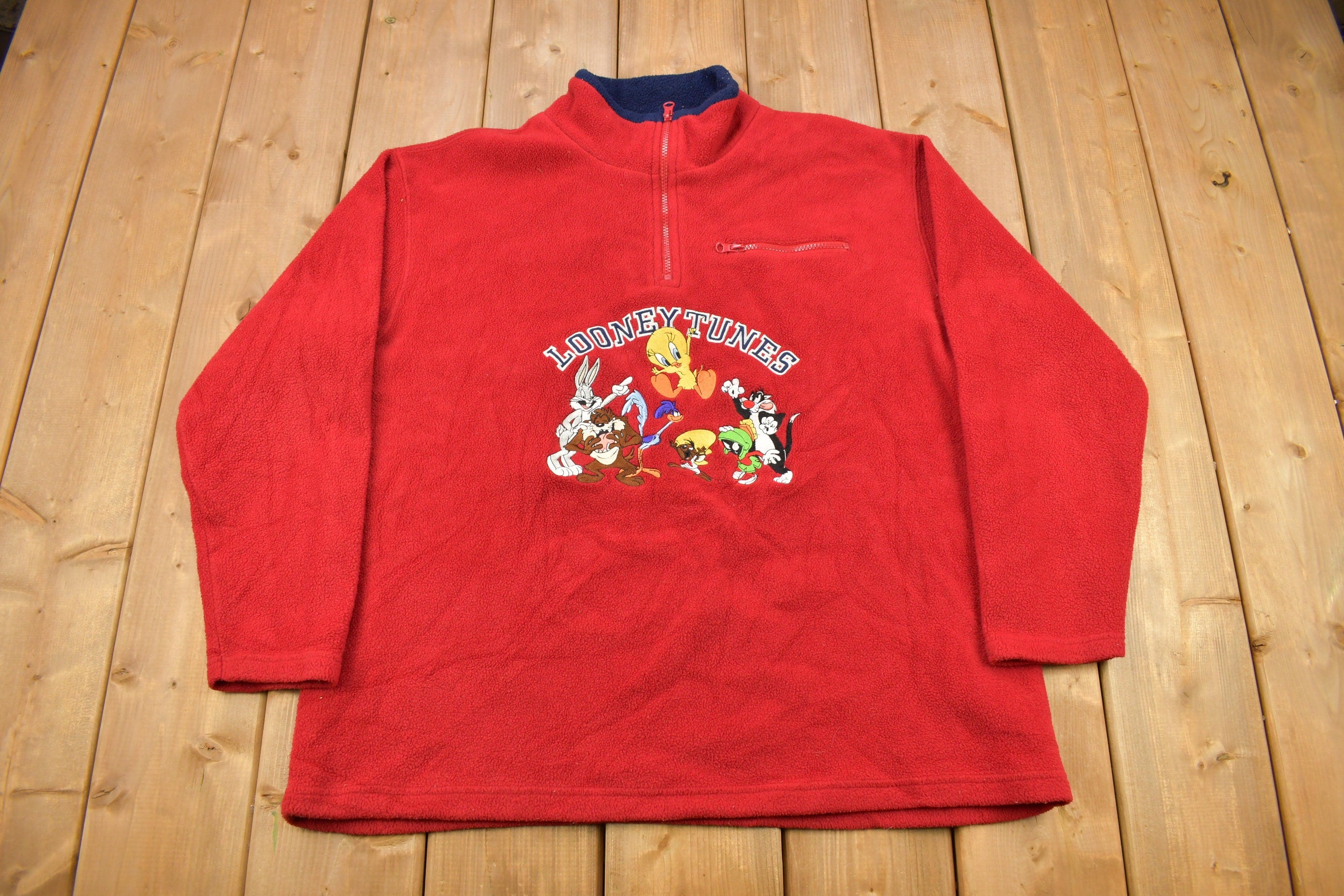 Vintage 2000 Looney Tunes Embroidered Fleece Sweatshirt