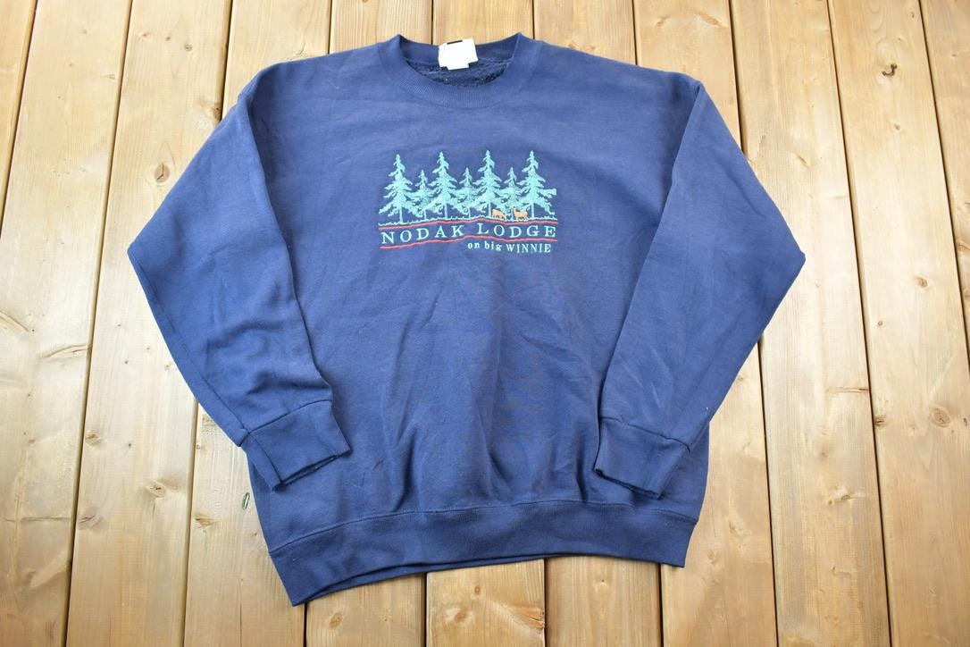 Vintage 1990s Nodak Lodge Big Winnie Crewneck Sweatshirt