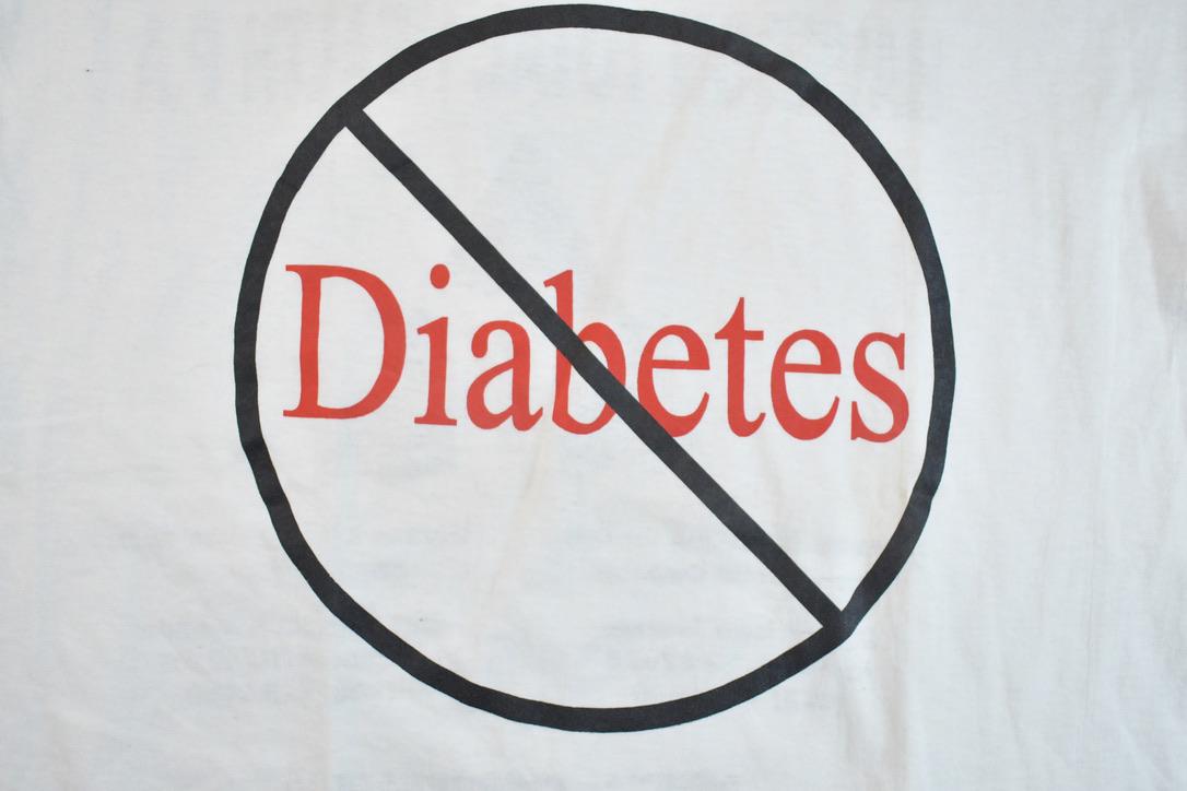 Vintage 1990s Fight Diabetes Souvenir T-Shirt