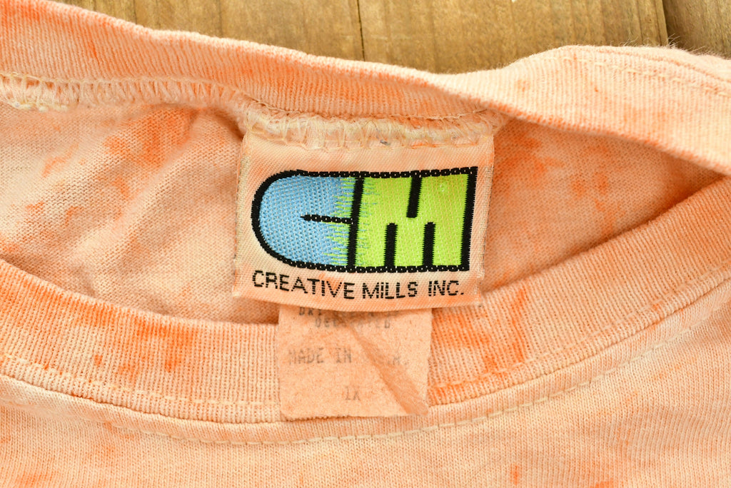 Vintage 90's Fish Graphic Animal T-Shirt