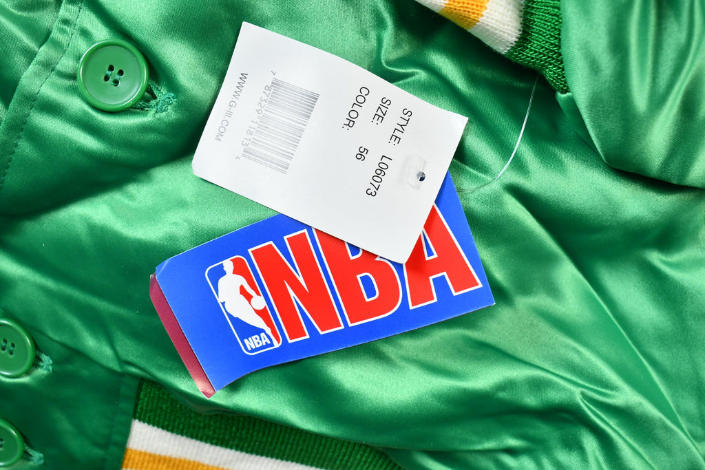 Vintage 1990s Hardwood Classics Bill Russell Boston Celtics NBA Basketball Embroidered Snap Button Satin Bomber Jacket