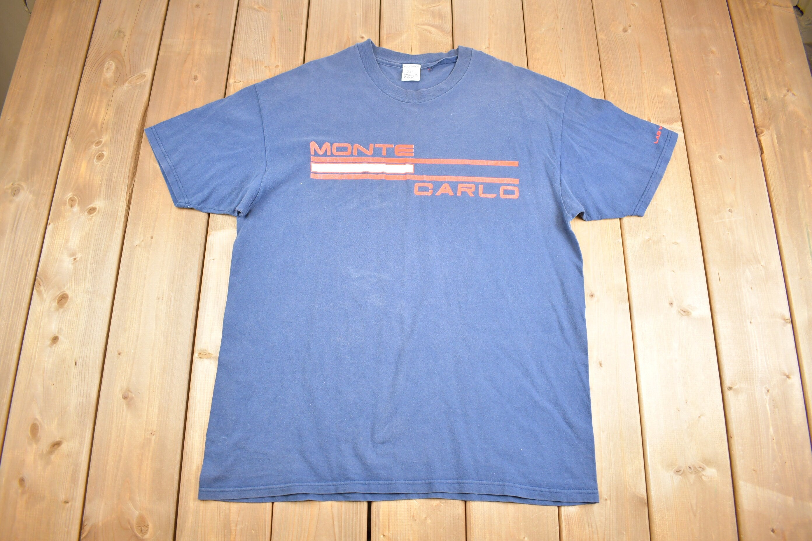 Vintage 1990s Monte Carlo Las Vegas Graphic T Shirt