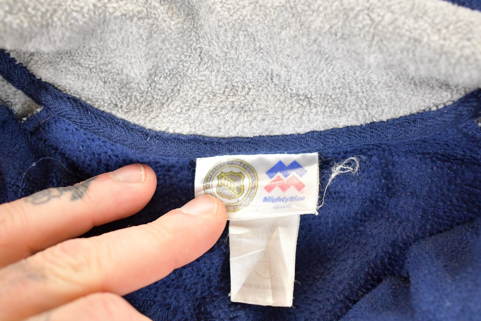 Vintage 1990s Edmonton Oilers NHL Hockey Quarter Zip Fleece Sweatshirt Mens M / Made In USA / Vintage Winter Sportswear