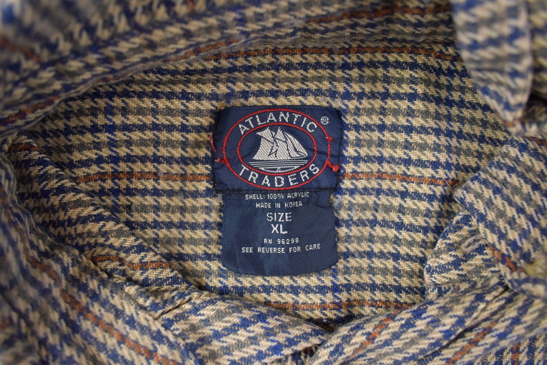 Vintage 1990s Atlantic Traders Plaid Flannel Button Up Shirt