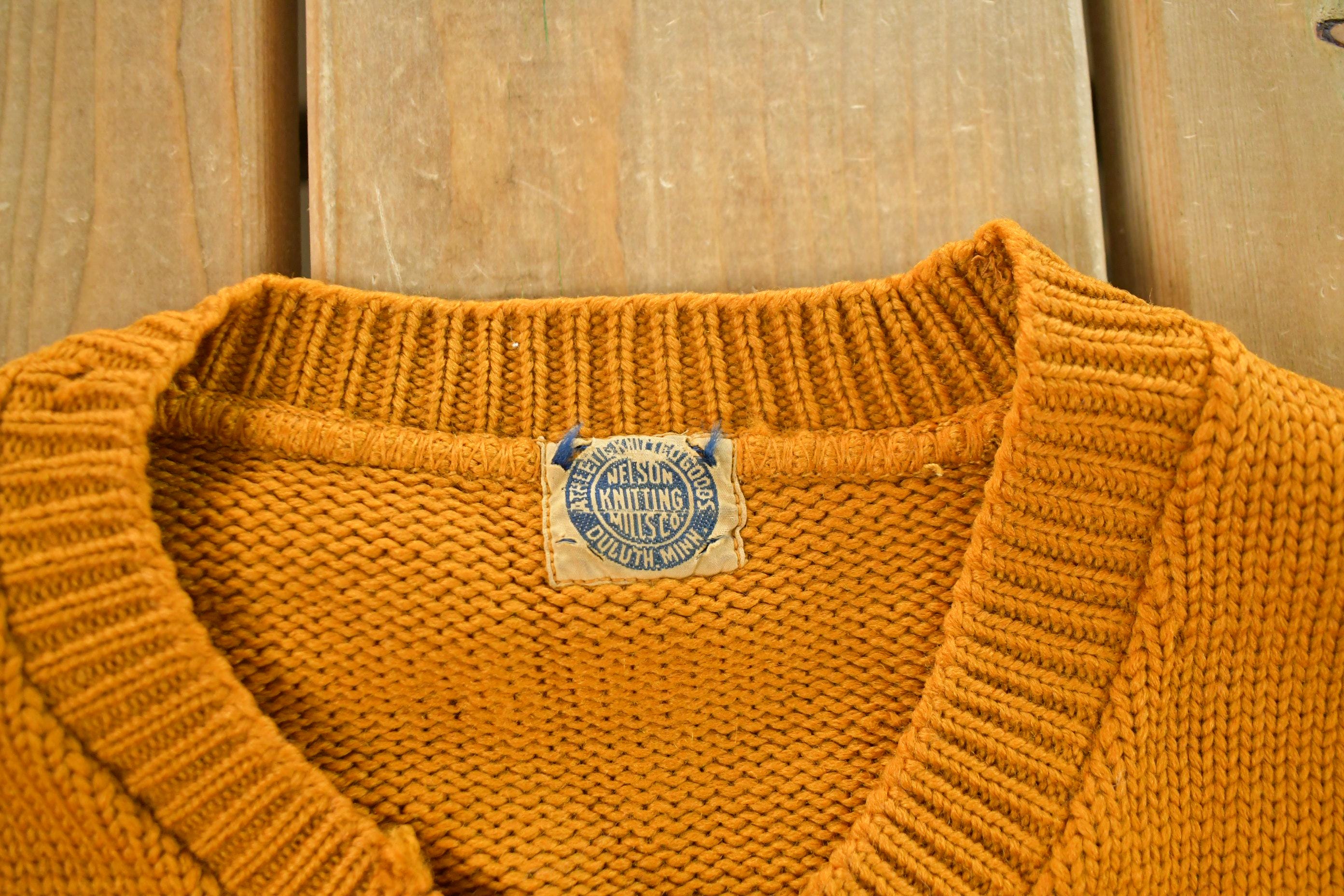 Vintage 1940s Nelson Knitting Mills of Duluth Collegiate Varsity Style Knit Sweater Men's Small