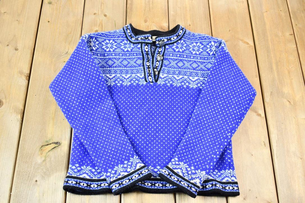 Vintage 1990s L.L. Bean Women's Merino Wool Knit Abstract Patterned Buttoned Sweater / Cozy Knit Sweater