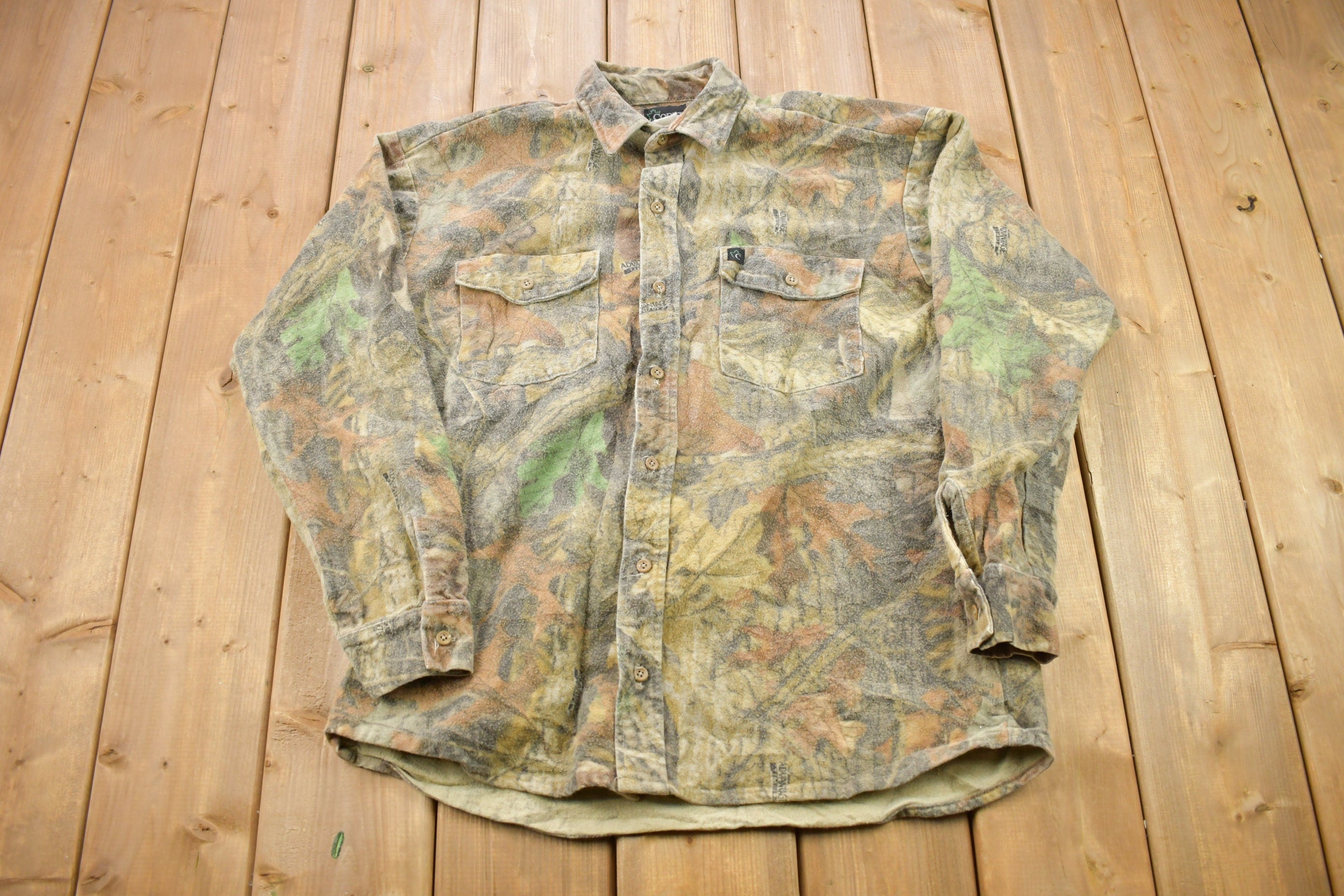 Vintage 1990s Hunting Tree Camo Button Up Shirt