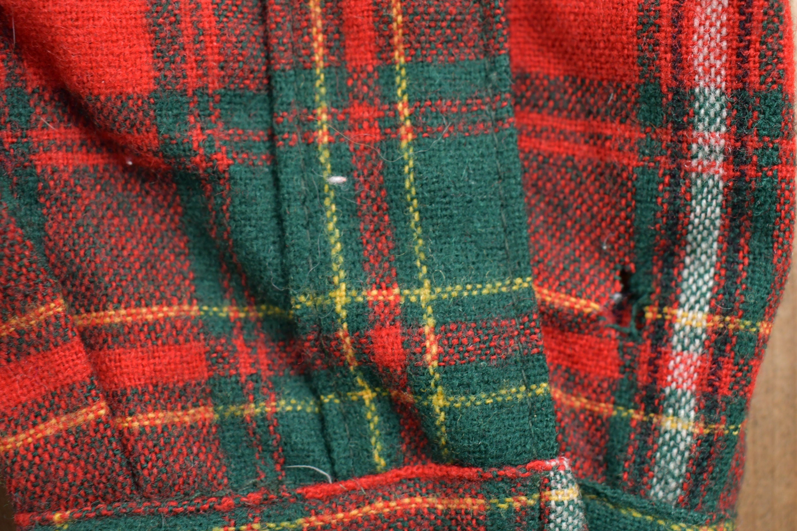 Vintage 1990s Woolrich Plaid Flannel Button Up Shirt