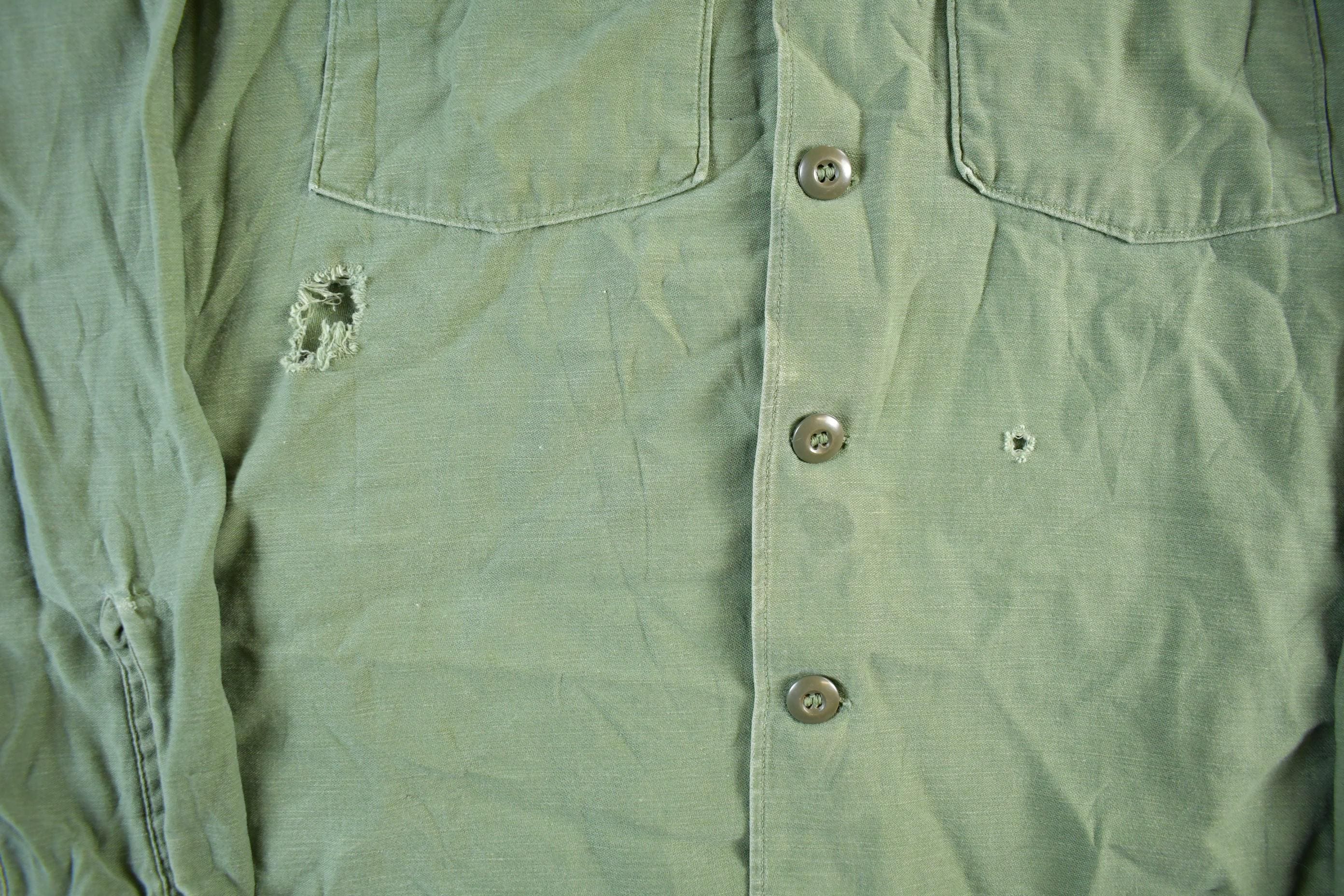 Vintage 1960s OG-107 Military Sateen Shirt Men's M-L