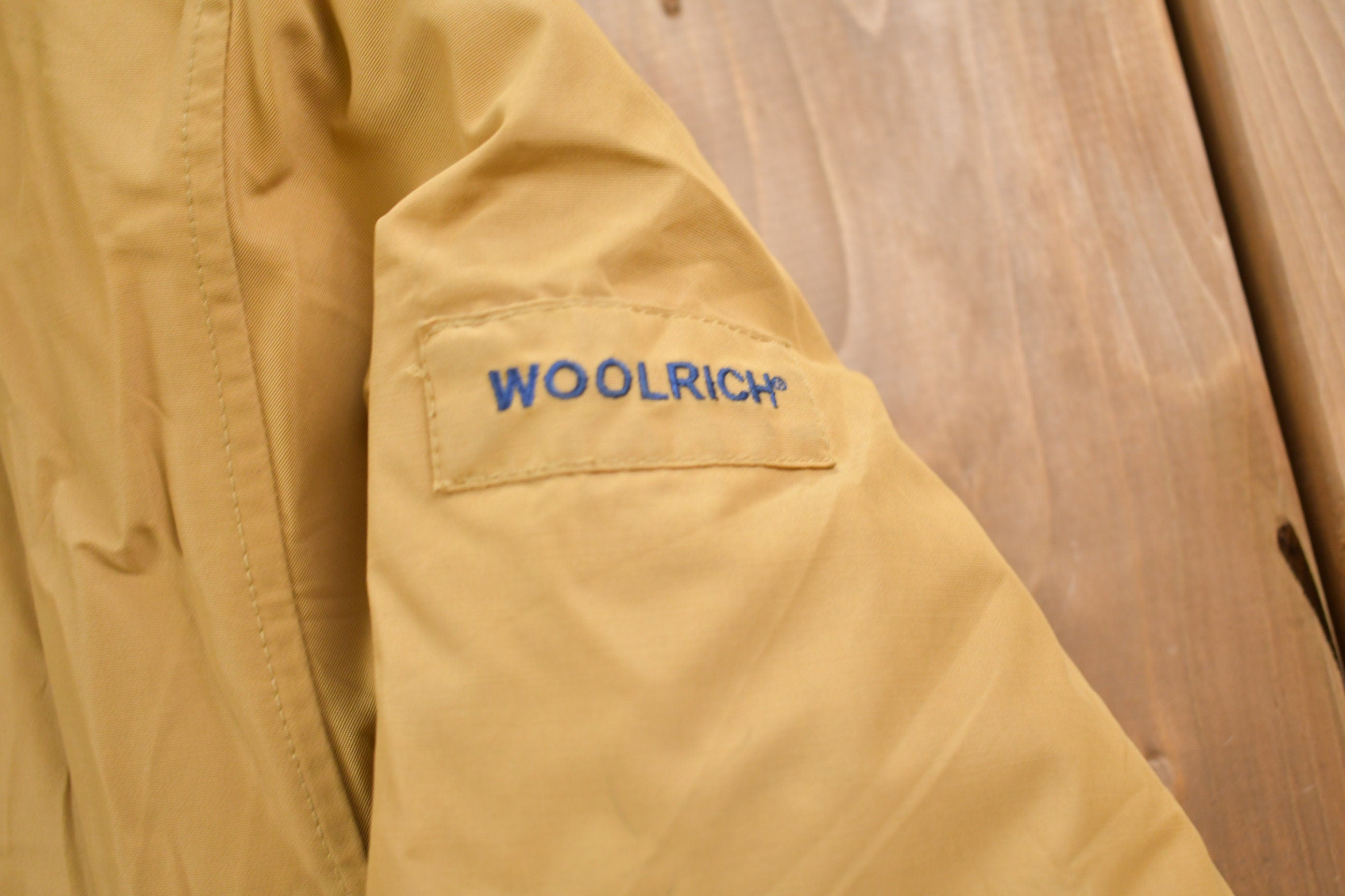 Vintage 1990s Woolrich Full Zip Puffer Jacket