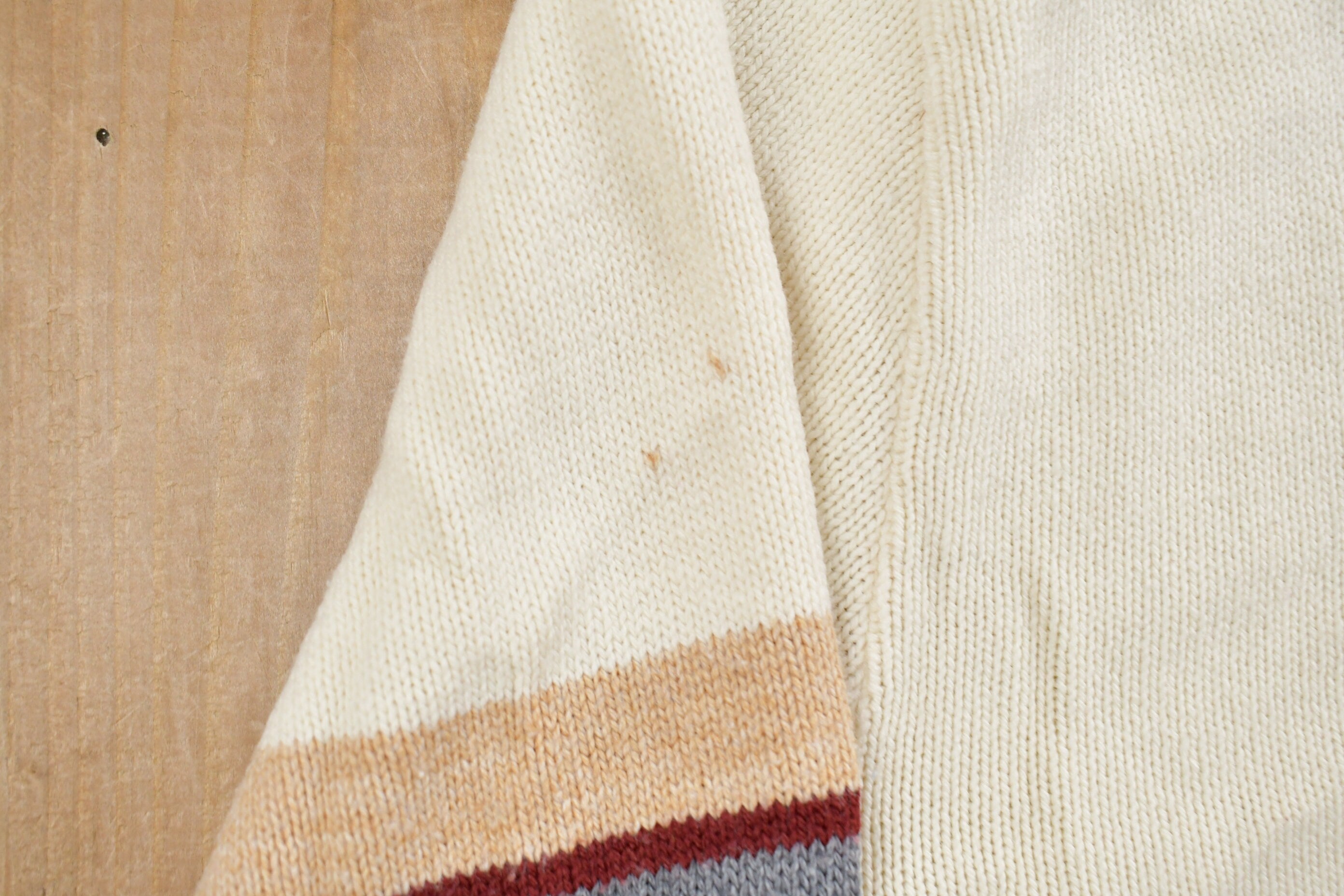 Vintage 1990s Blades Robert Bruce Knitted V Neck Sweater