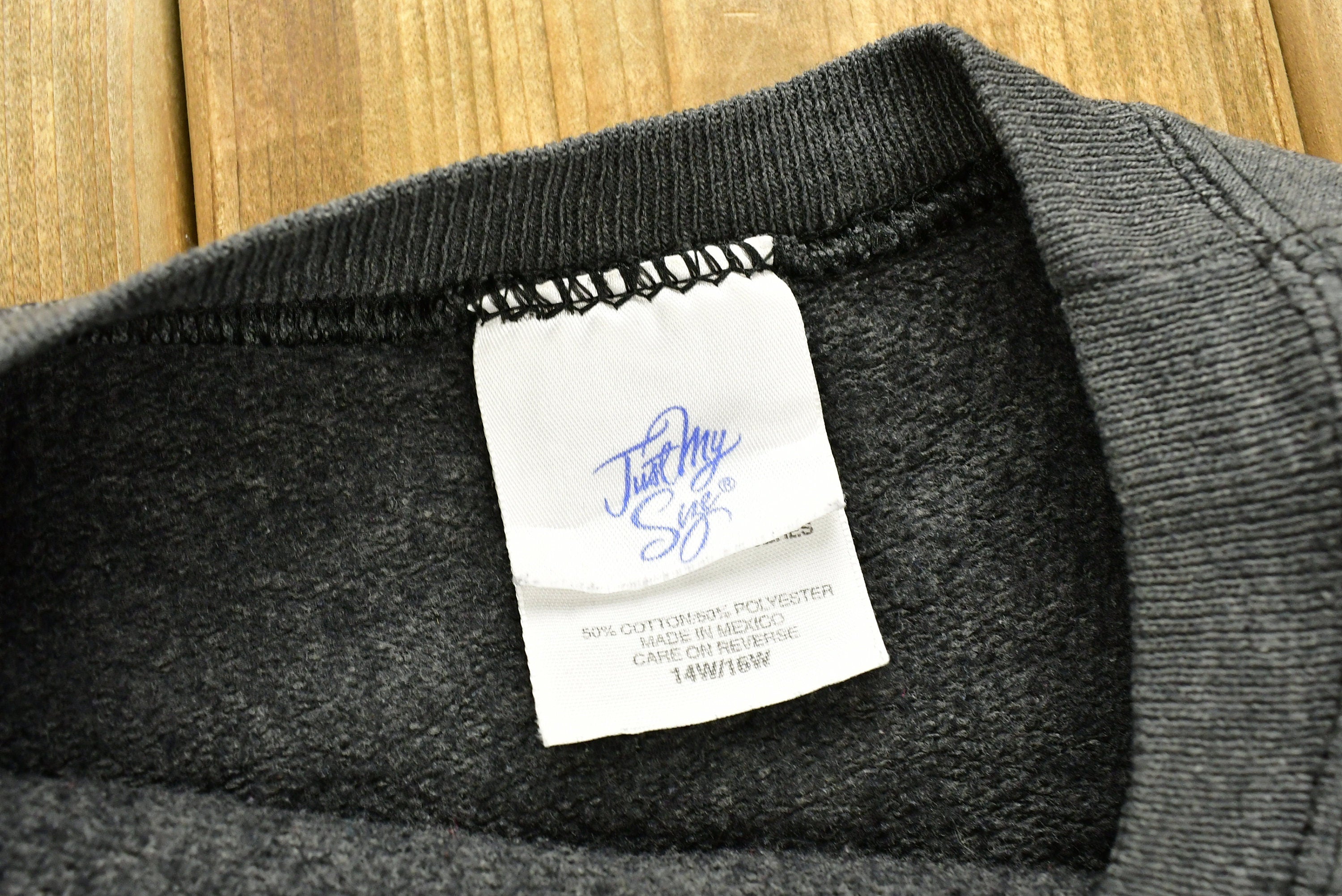 Vintage 1990s Winnie The Pooh Raglan Crewneck