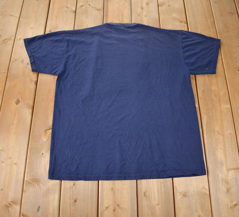 Vintage 2000s Wayne Hospital Russell Athletic Souvenir T Shirt Made In USA