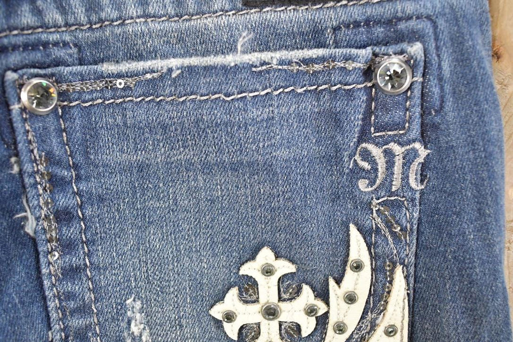 Vintage Deadstock Y2K Miss Me Bedazzled Low Rise Jeans Women's Size 26x31