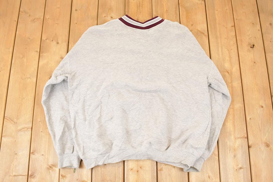 Vintage 1990s Wilmot Wolves Embroidered Collegiate V Neck Sweatshirt Men's XL