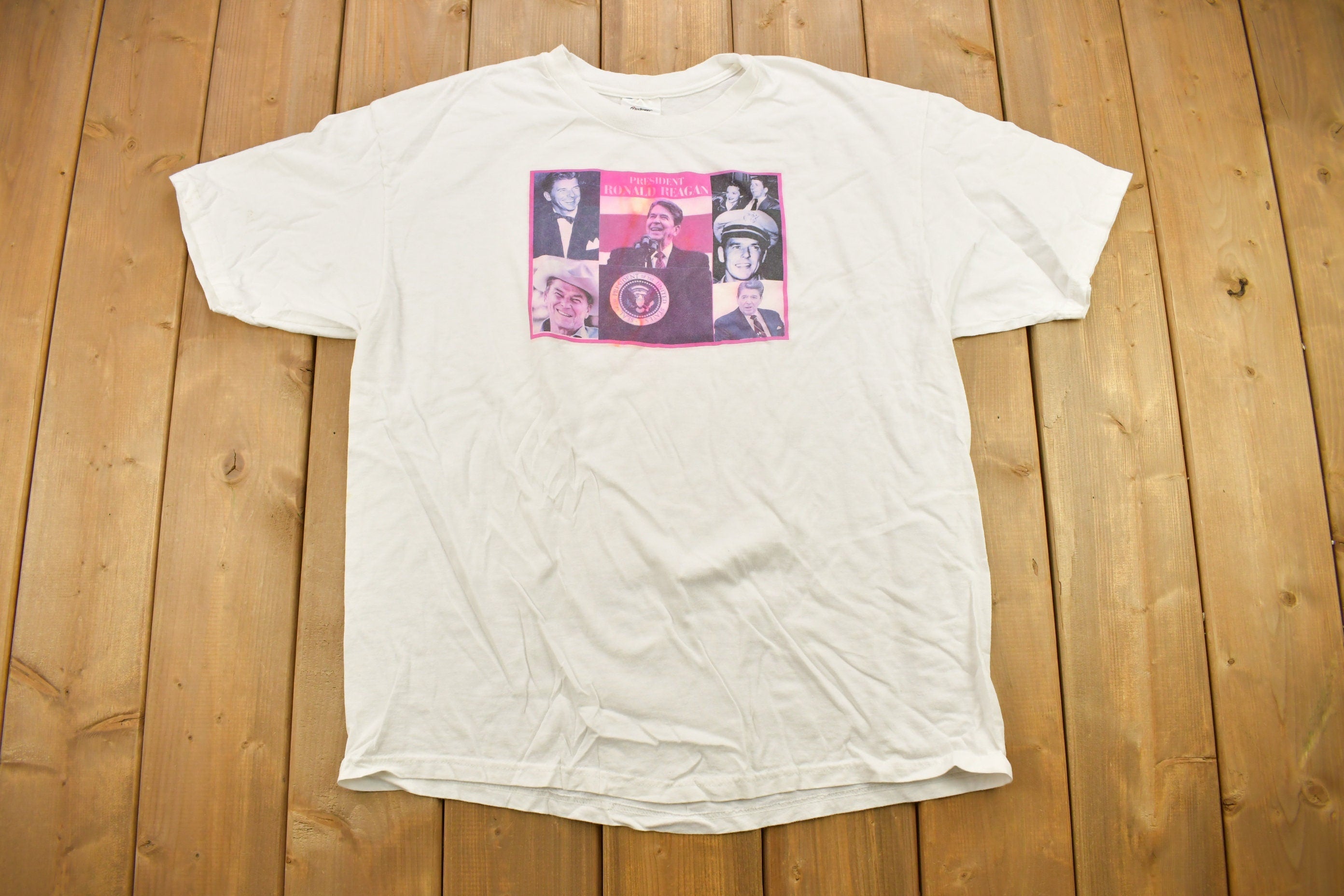 Vintage 1990s President Ronald Reagan T-Shirt