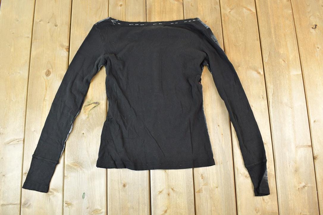 Women Vintage Deadstock Vigoss Y2K T-Shirt / Vigoss Grunge Skull Print / Contrast Stitch / Internet Famous Clothing / Over Dyed
