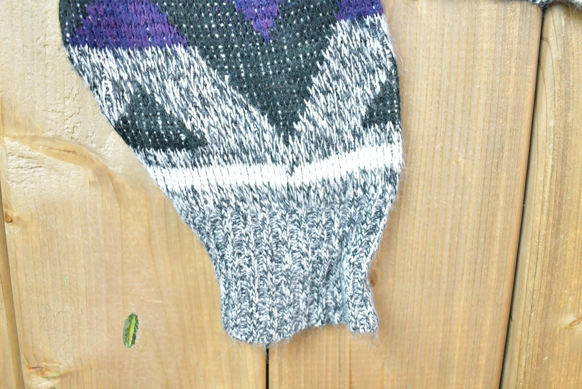 Vintage 1990s Campus Abstract Pattern Quarter Button Knit Cardigan Sweater