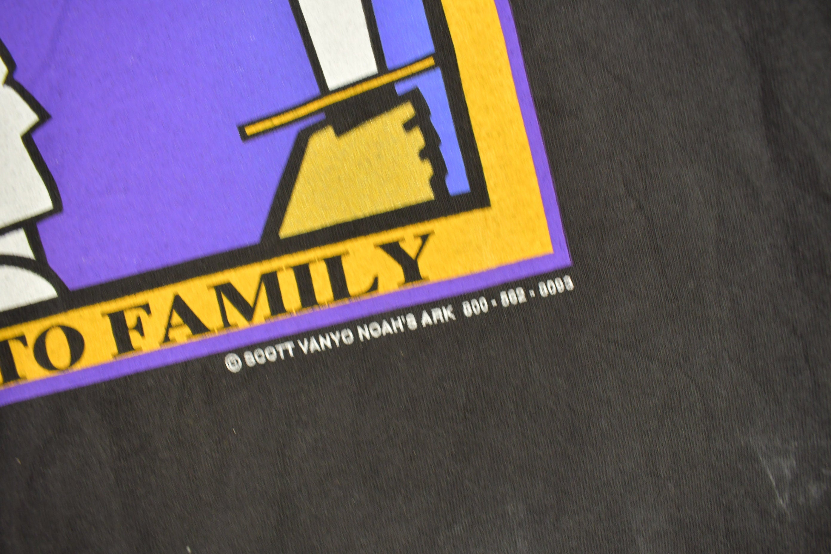 Vintage 1990s Men Of Faith Real Men Love Jesus Graphic T Shirt