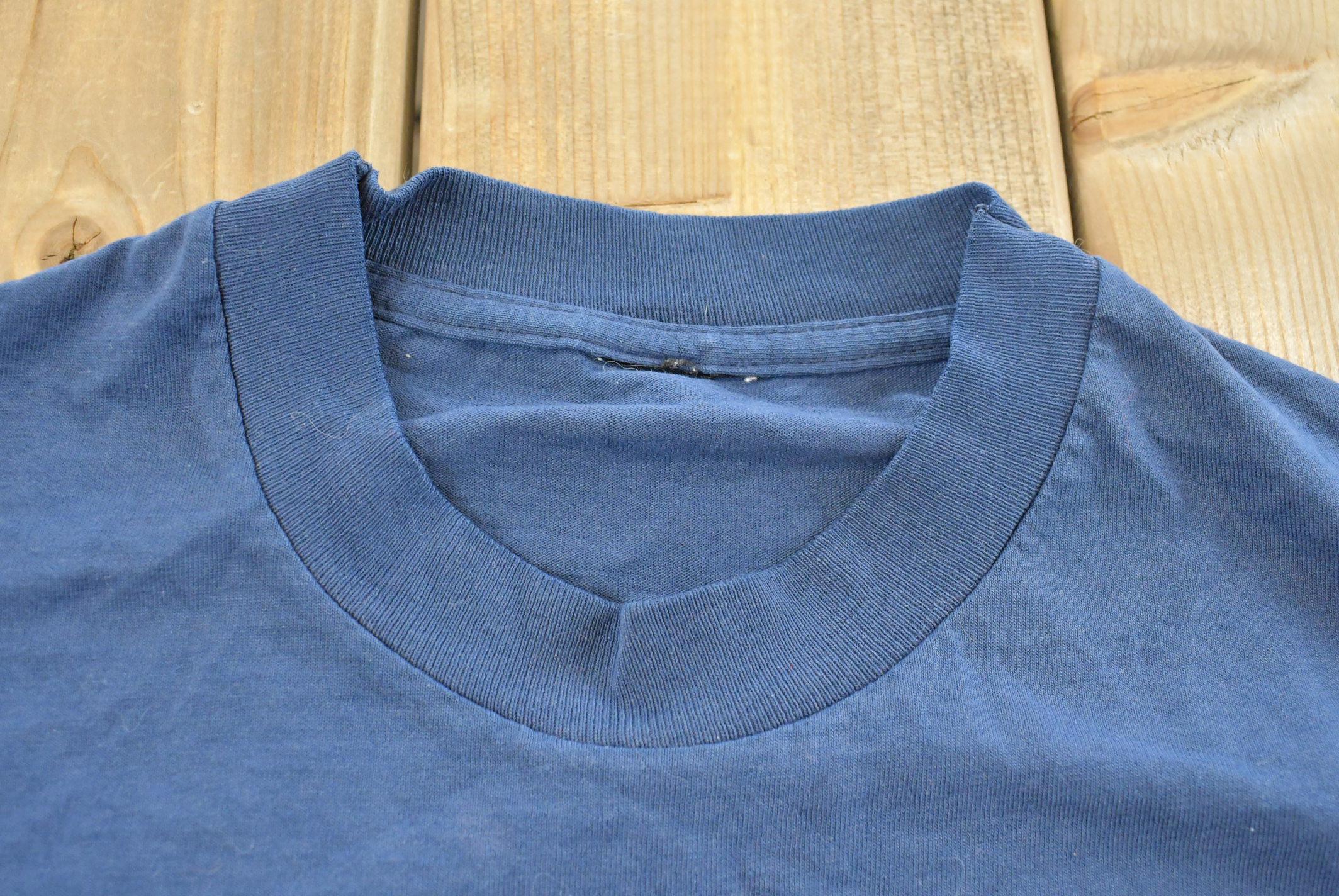 Vintage 1990s Mahutga Jr XC Long Sleeve T-Shirt Men's M / Single Stitch / Essentials / Streetwear / 90s Tee / Classic