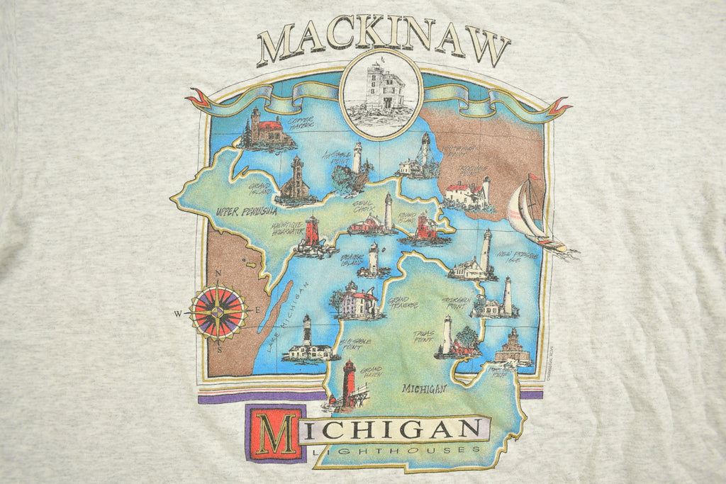 Vintage 1990s Mackinaw Lighthouse Souvenir T Shirt