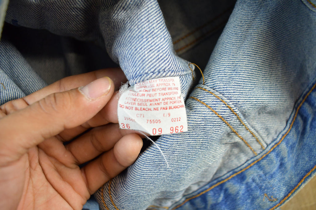 Vintage 1980s Levi's Denim Jean Trucker Jacket Men's Small