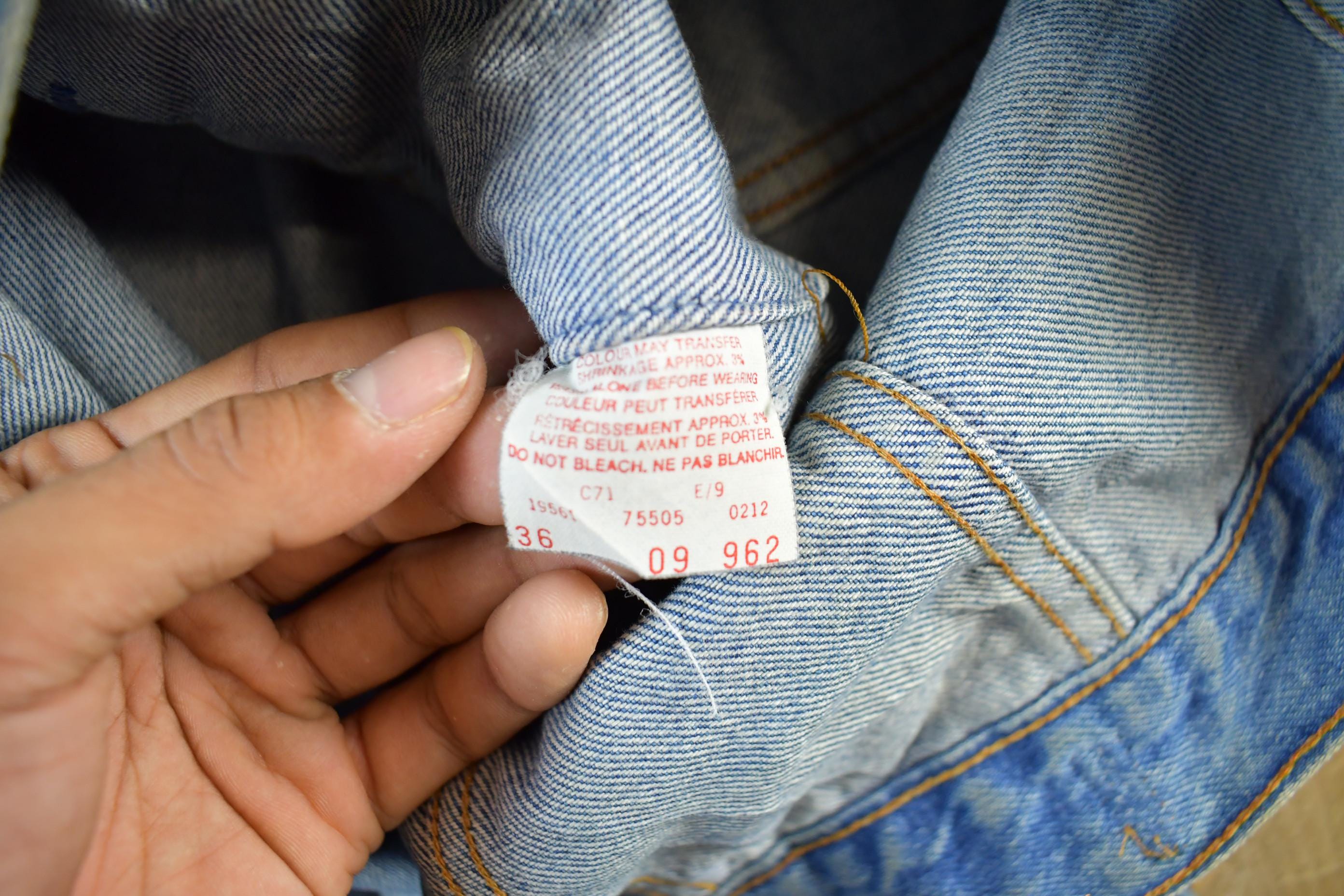Vintage 1980s Levi's Denim Jean Trucker Jacket Men's Small