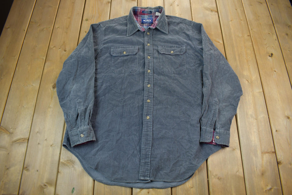 Vintage 1990s Woolrich Dark Blue Plaid Button Up Flannel Shirt