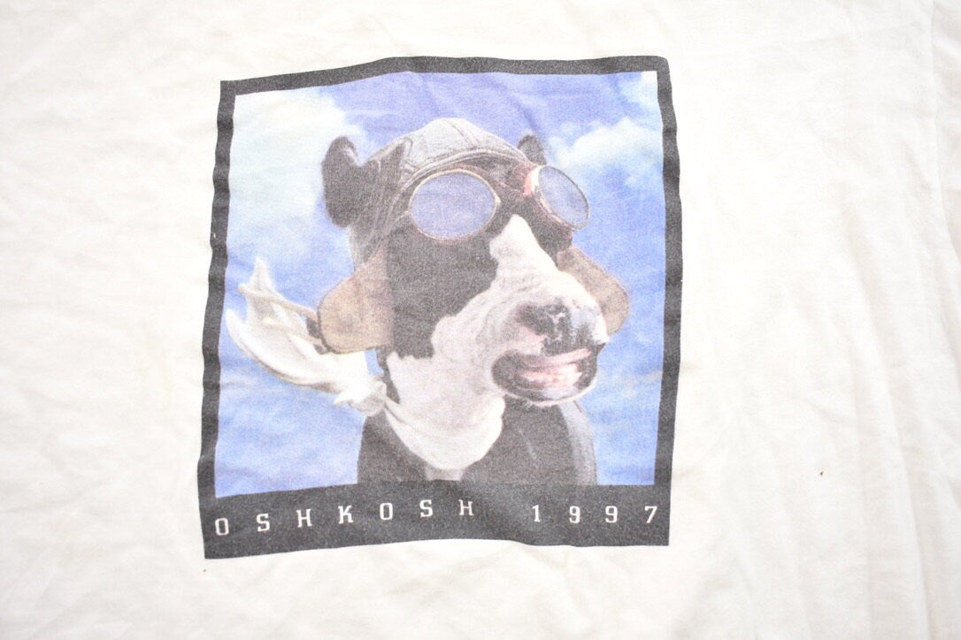 Vintage 1997 Oshkosh 1997 Dog Pilot Graphic T-Shirt