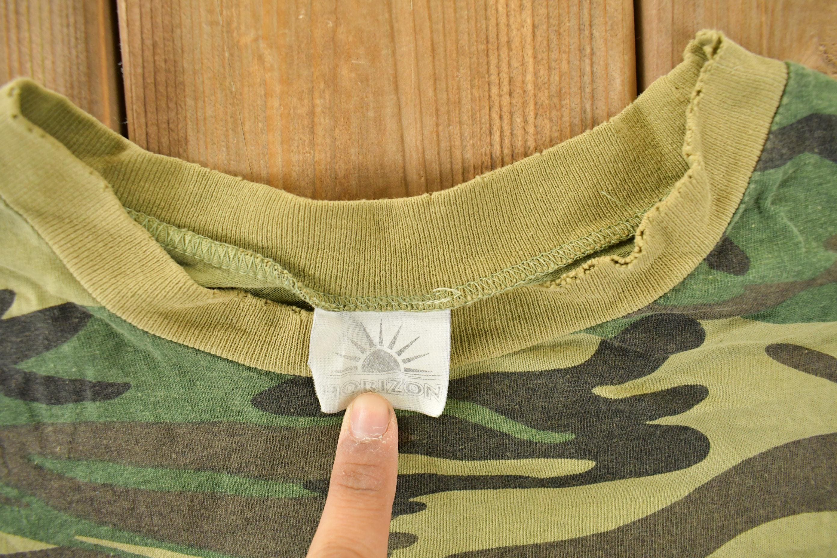 Vintage 1990s Distressed Woodland Camo T-Shirt Men's Large