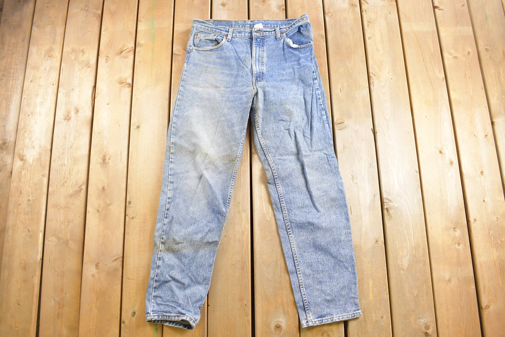 Vintage 1990s Levi's 550 Red Tab Jeans Size 34 x 31