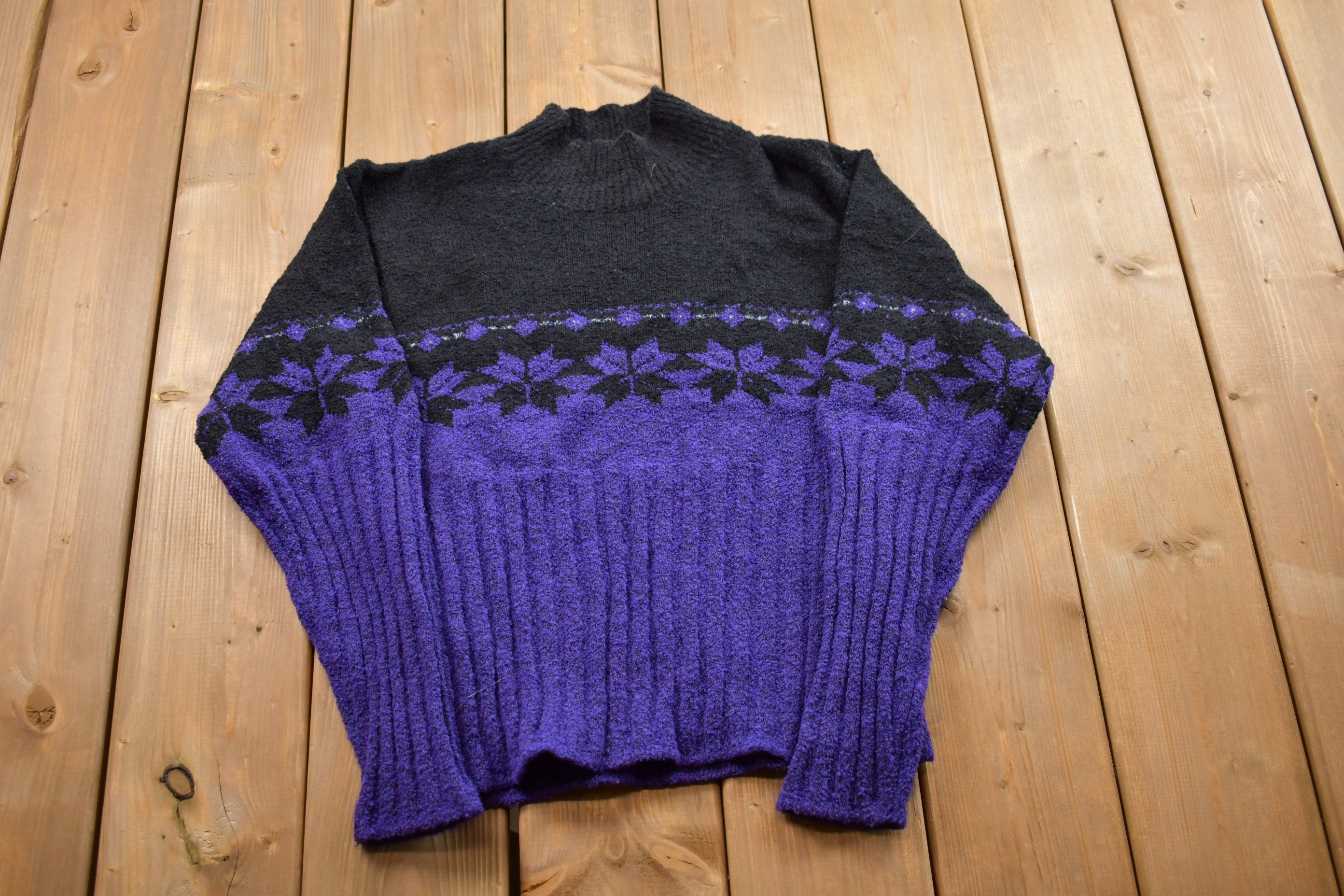 Vintage 1990s Knitted Crewneck Sweater