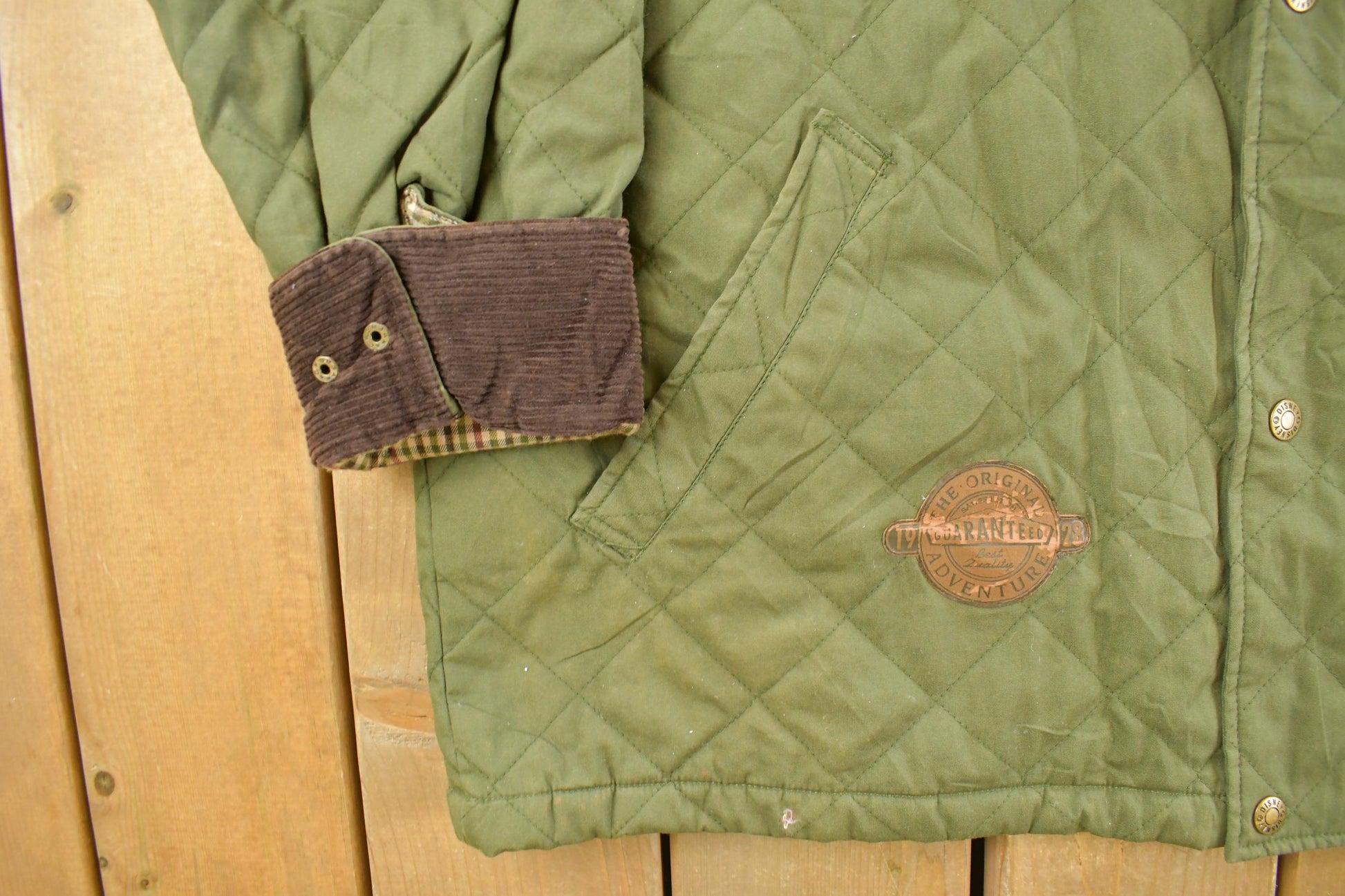 Vintage 1990s Disney Embroidered Quilt Chore Jacket / Barn Coat / 90s Vintage Disney / Streetwear / Vintage Fall Jacket / The Disney Store